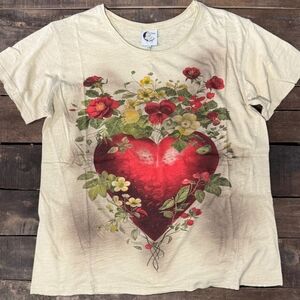 BRAND NEW Jaded Gypsy Full Heart Moon Dance Tee